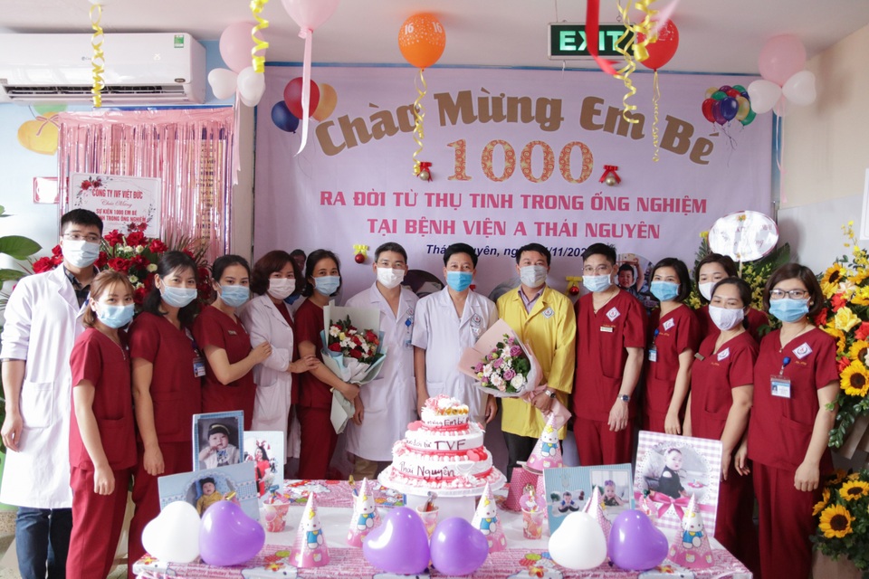 Bệnh viện A Thái Nguyên đón bé sơ sinh thứ 1.000 từ thụ tinh ống nghiệm - 5 Bệnh viện A Thái Nguyên đón bé sơ sinh thứ 1.000 từ thụ tinh ống nghiệm - 5