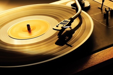 Trào lưu nghe đĩa nhạc CD và đĩa than vẫn thu hút giới audiophile