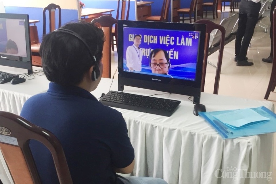 Đà Nẵng: Thị trường việc làm sau dịch Covid-19 sôi động trở lại - 4 Đà Nẵng: Thị trường việc làm sau dịch Covid-19 sôi động trở lại - 4