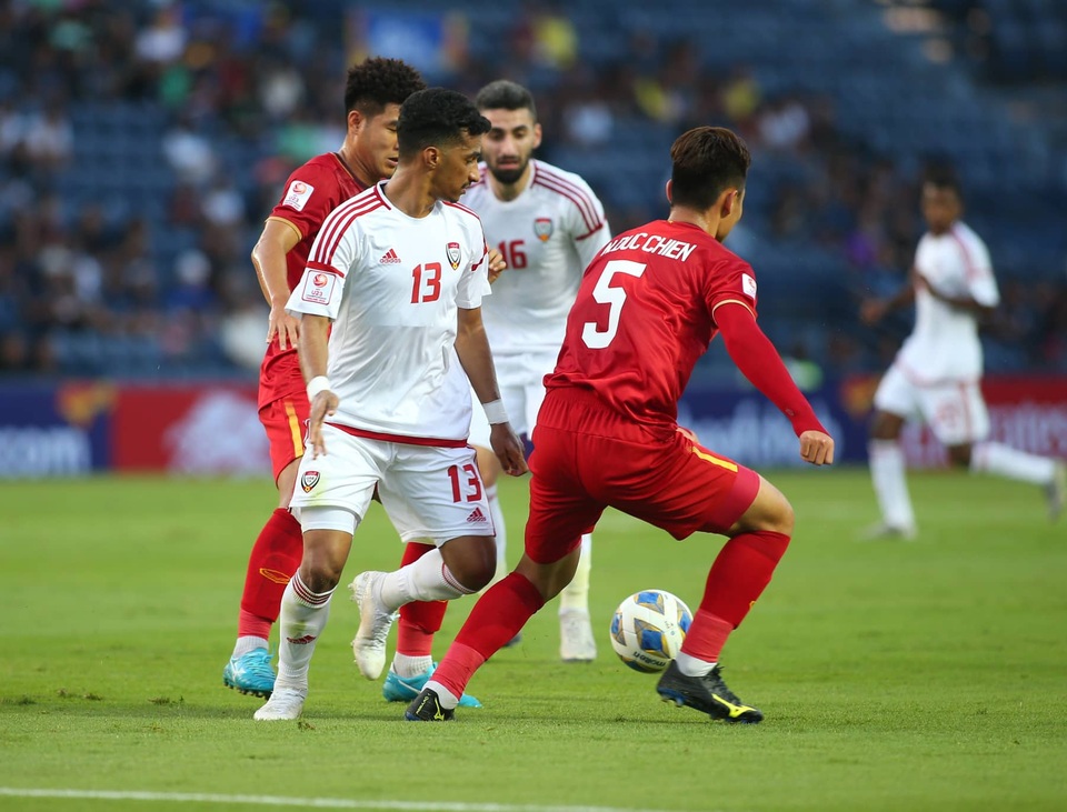 U23 Việt Nam bất phân thắng bại với U23 UAE - 17 U23 Việt Nam bất phân thắng bại với U23 UAE - 17