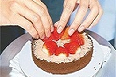 Tân Nhất Hương khai trương Baker Love tại Hà Nội 