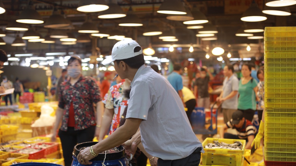 Giàu lên nhờ nghề ngủ ngày cày đêm - 7 Giàu lên nhờ nghề ngủ ngày cày đêm - 7