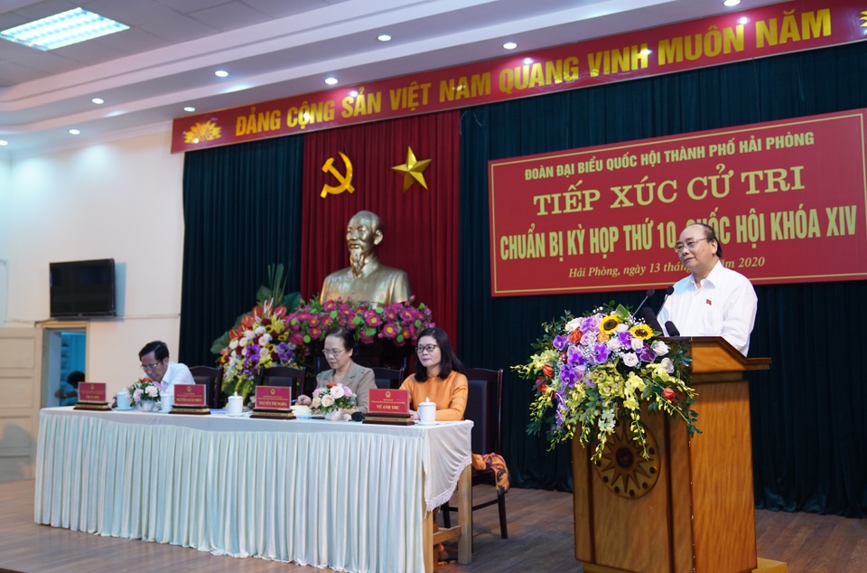 Thủ tướng: Xử lý nghiêm nếu có vi phạm trong việc biên soạn sách giáo khoa - 1 Thủ tướng: Xử lý nghiêm nếu có vi phạm trong việc biên soạn sách giáo khoa - 1