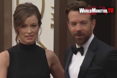 Olivia Wilde đẹp đôi bên Jason Sudeikis