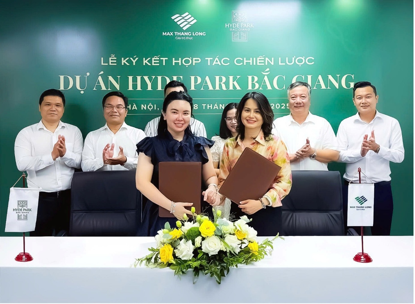 Lễ ký kết phát triển dự án bất động sản giữa Bắc Giang Land và Max Thăng Long - 2