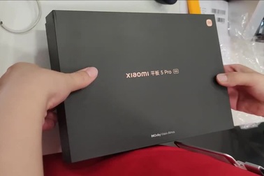 Mở hộp máy tính bảng Mi Pad 5 Pro mới ra mắt của Xiaomi