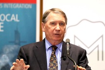 Cựu bộ trưởng Australia kêu gọi hải quân ngăn Trung Quốc quân sự hóa Biển Đông