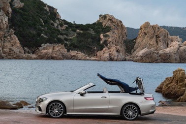 E-Class Cabriolet 2018 lộ diện trước giờ G