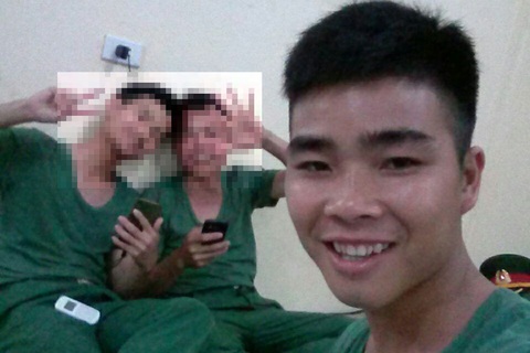 Nam sinh trường lục quân gặp nạn thương tâm khi giúp cha mẹ chống bão