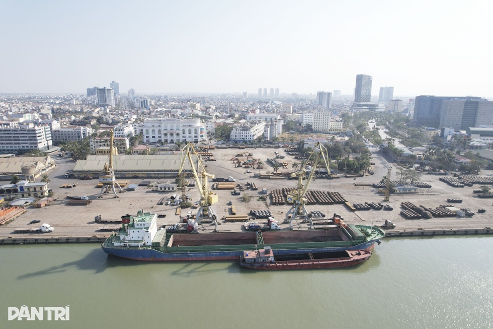 Cảng 150 tuổi ở Hải Phòng sắp hoàn thành sứ mệnh lịch sử - 2 Cảng 150 tuổi ở Hải Phòng sắp hoàn thành sứ mệnh lịch sử - 2