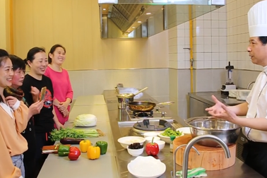 Trường đại học Trung Quốc mở chuyên ngành mới Quản gia