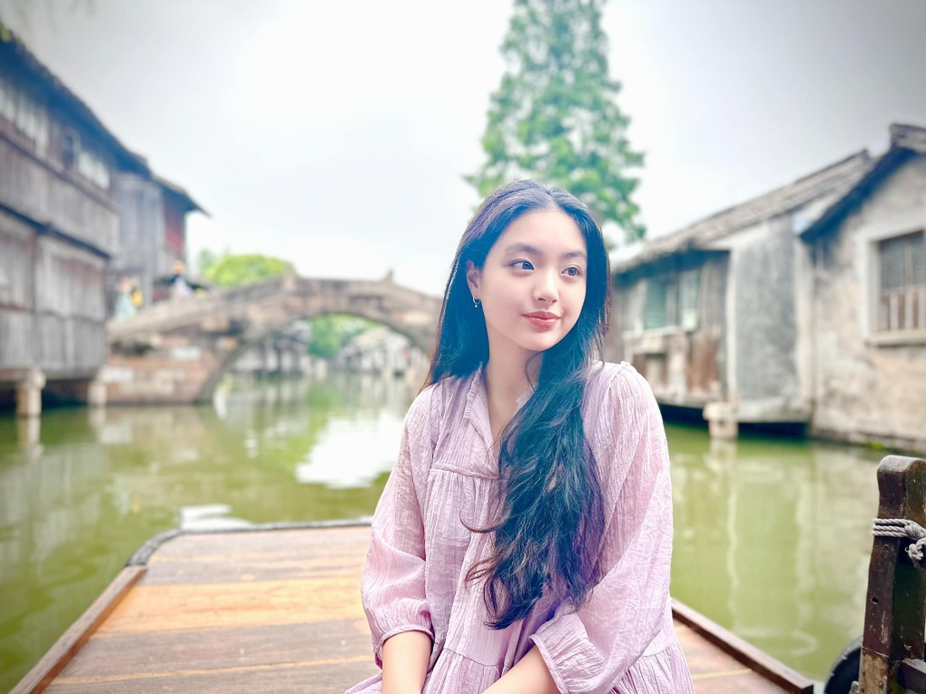 Con gái của Quyền Linh và loạt sao Việt: Cao 1,7m, được ví như hoa hậu - 6 Con gái của Quyền Linh và loạt sao Việt: Cao 1,7m, được ví như hoa hậu - 6