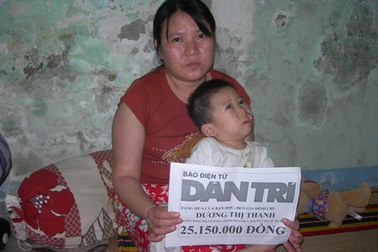 Hơn 25 triệu đồng đến với cháu bé bị u máu