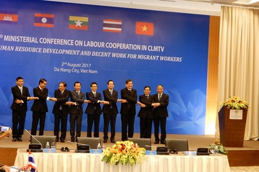 Phó Thủ tướng: Giải quyết tốt vấn đề di cư chống bóc lột, buôn bán người