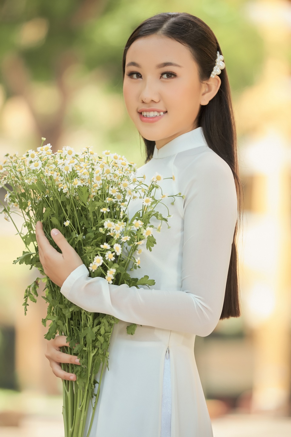 Hồ Văn Cường ra dáng thanh niên bên hai con gái nuôi của Phi Nhung - 3 Hồ Văn Cường ra dáng thanh niên bên hai con gái nuôi của Phi Nhung - 3