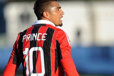 AC Milan bỏ dở trận giao hữu vì phân biệt chủng tộc