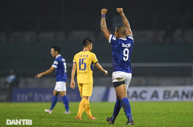 CLB Nam Định vượt thác ghềnh trụ hạng thành công V-League - 19 CLB Nam Định vượt thác ghềnh trụ hạng thành công V-League - 19