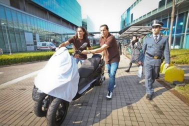 Xe Trung Quốc bị thu giữ vì kiểu dáng giống Piaggio MP3