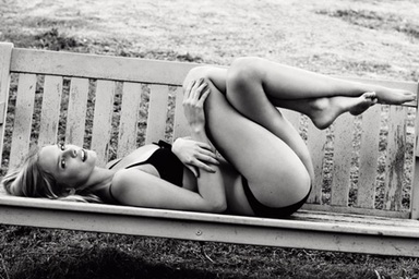 Marloes Horst gợi cảm với bikini Princesse Tam Tam