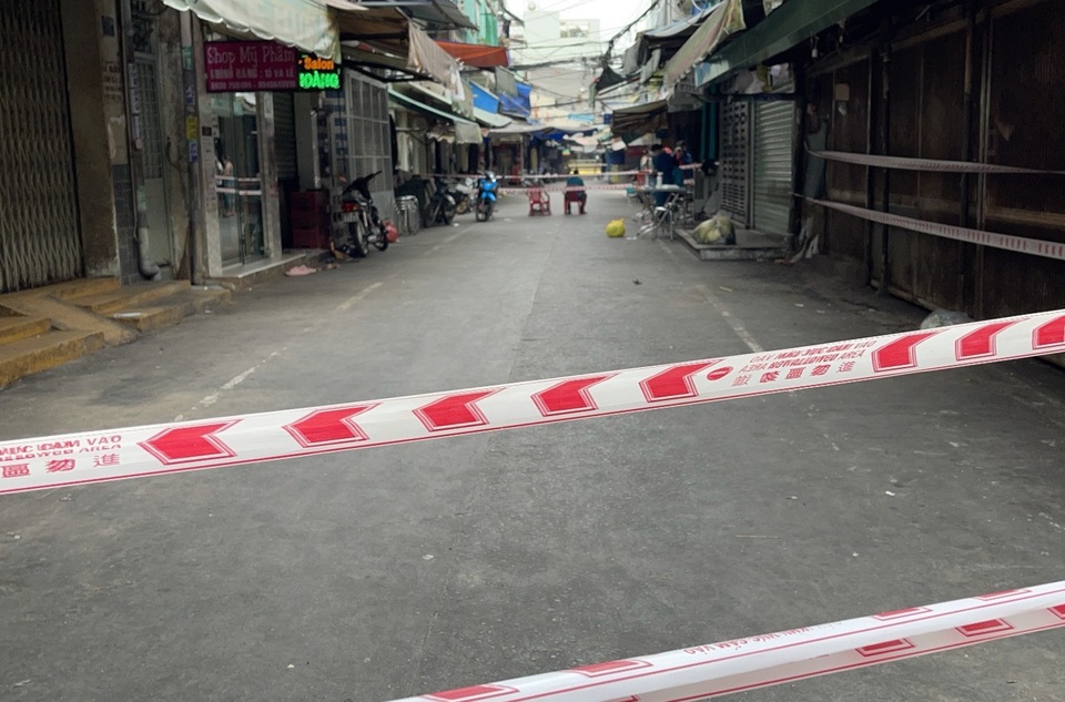 TPHCM: Nhiều điểm bệnh nhân tái dương tính Covid-19 từng đến bị phong tỏa - 1 TPHCM: Nhiều điểm bệnh nhân tái dương tính Covid-19 từng đến bị phong tỏa - 1