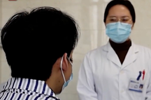 Chàng trai mắc bệnh hoang tưởng "đẹp trai", nghĩ tất cả nữ sinh thích mình