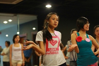 Hồ Thị Bích Trâm - Nữ sinh xinh xắn, giàu nghị lực