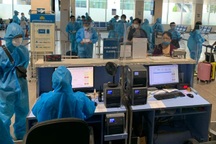 Cách ly ngay 299 người trên chuyến bay TPHCM - Hà Nội duy nhất trong ngày