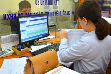 Nhân viên bỏ việc hàng loạt, Bảo hiểm xã hội TP.HCM gặp khó