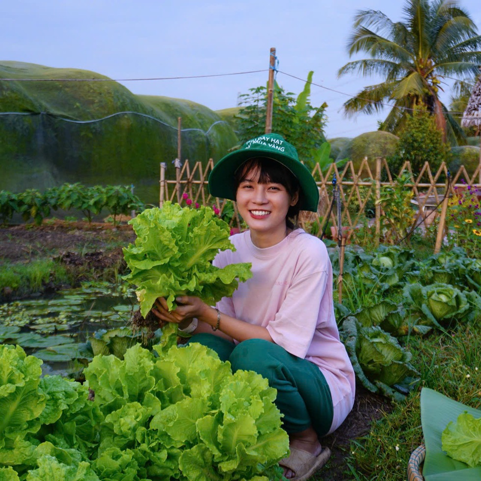 Tiểu thương thu hàng tỷ đồng/tháng, thoát phá sản nhờ dám bỏ chợ - 11 Tiểu thương thu hàng tỷ đồng/tháng, thoát phá sản nhờ dám bỏ chợ - 11