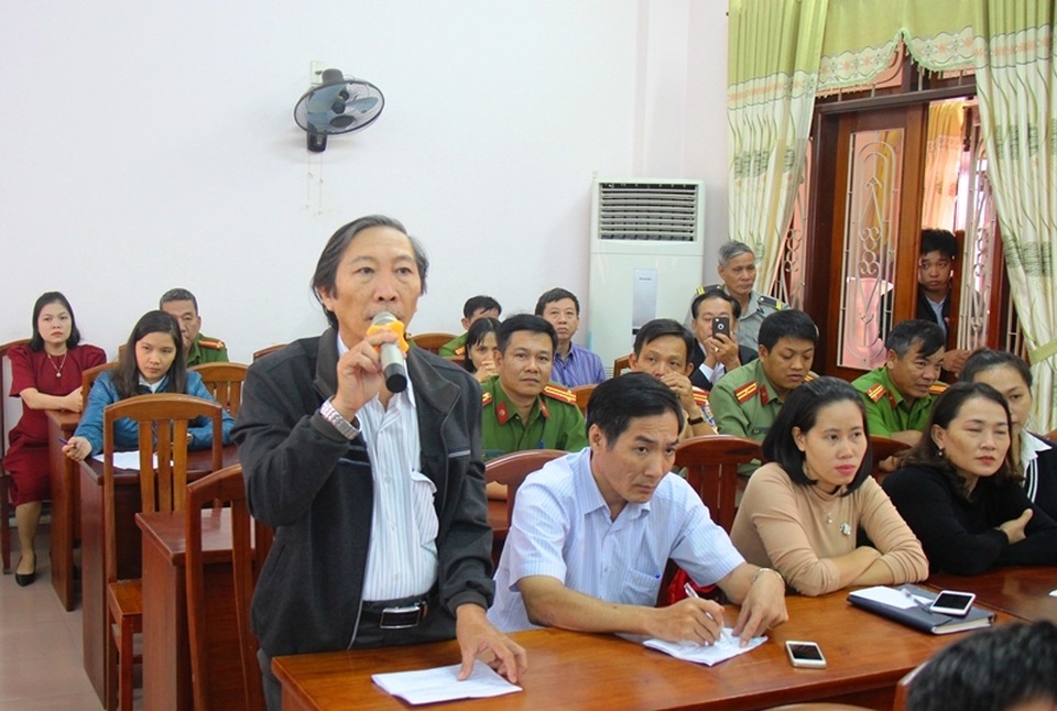 Cử tri băn khoăn phương pháp chọn SGK chương trình giáo dục phổ thông mới - 2 Cử tri băn khoăn phương pháp chọn SGK chương trình giáo dục phổ thông mới - 2