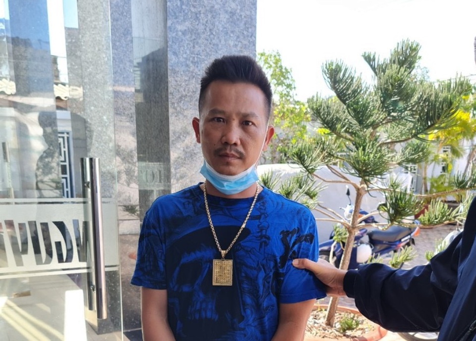 Vụ nổ súng giữa trung tâm TP: Xác định đối tượng cầm đầu, thu thêm súng - 3 Vụ nổ súng giữa trung tâm TP: Xác định đối tượng cầm đầu, thu thêm súng - 3