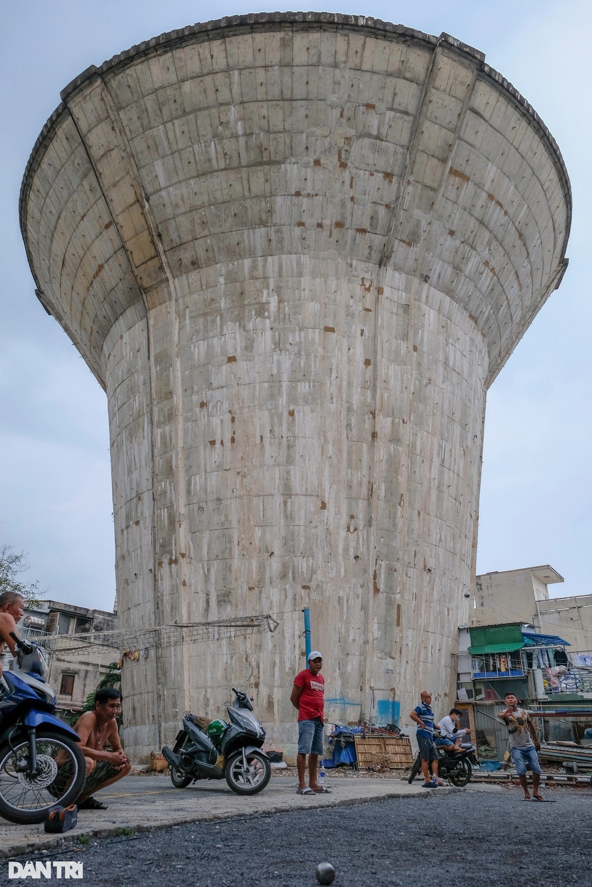 Những cây nấm bê tông giữa lòng TPHCM - 9 Những cây nấm bê tông giữa lòng TPHCM - 9