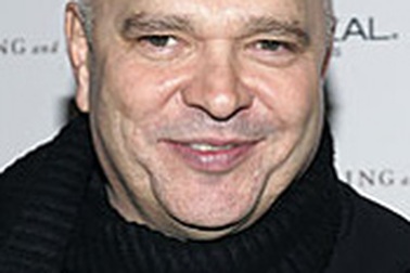 Đạo diễn của “Bệnh nhân người Anh” đột tử