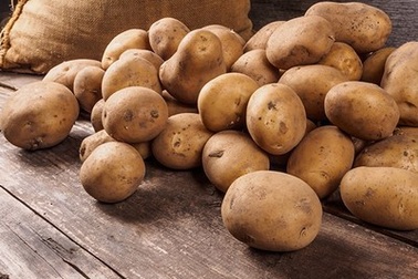 Cô gái nhét khoai tây vào “phần kín” để... tránh thai