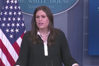 Phát ngôn viên Nhà Trắng bảo vệ Tổng thống Trump trước những chỉ trích