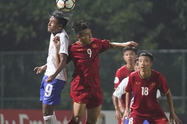 U16 Việt Nam thua Ấn Độ, HLV Vũ Hồng Việt nói gì?