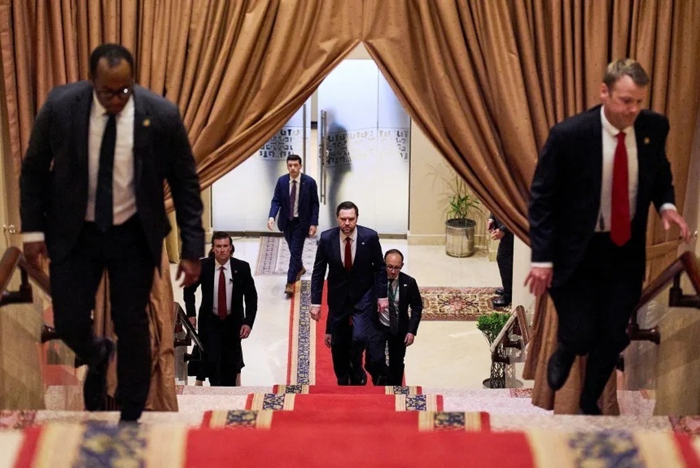 Vì sao Tổng thống Trump tuyên bố ngừng bắn với Iran? - 2 Vì sao Tổng thống Trump tuyên bố ngừng bắn với Iran? - 2
