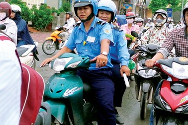 Xử phạt lỗi không có gương chiếu hậu?