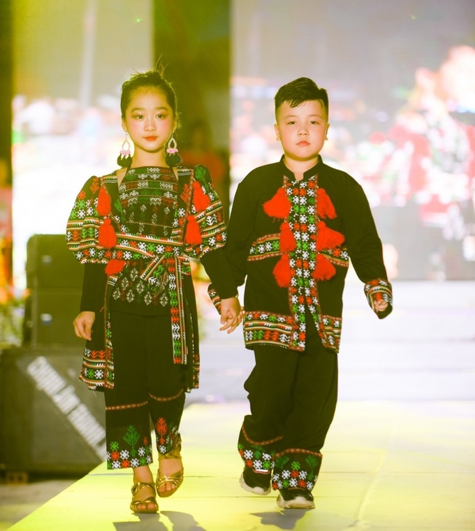 Mẫu nhí 3