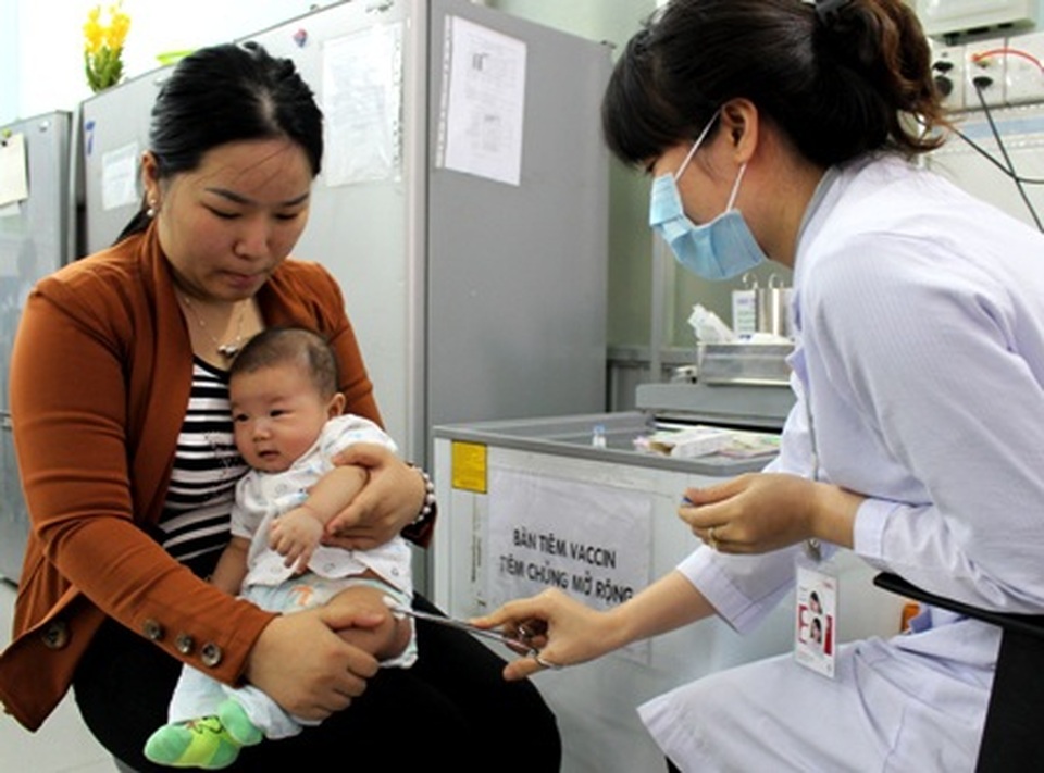 Tạm ngừng tiêm chủng tại các trạm y tế vì dịch Covid-19 - 1 Tạm ngừng tiêm chủng tại các trạm y tế vì dịch Covid-19 - 1