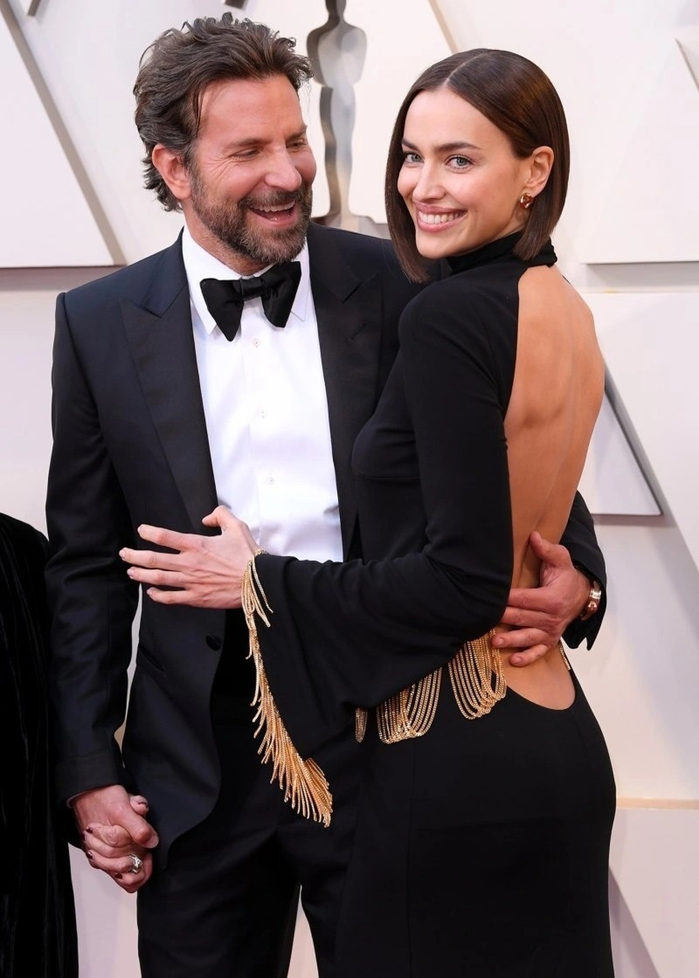 Siêu mẫu Irina Shayk khoe dáng vóc bốc lửa với đồ bơi - 6 Siêu mẫu Irina Shayk khoe dáng vóc bốc lửa với đồ bơi - 6