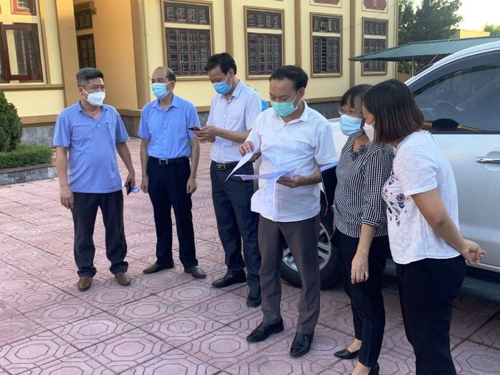Hà Nam cách ly nơi ở của 2 bố con mắc Covid-19 - 2 Hà Nam cách ly nơi ở của 2 bố con mắc Covid-19 - 2