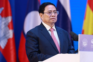 Thủ tướng: "Sông Mekong quanh co, nhưng thái độ của chúng ta luôn rõ ràng"