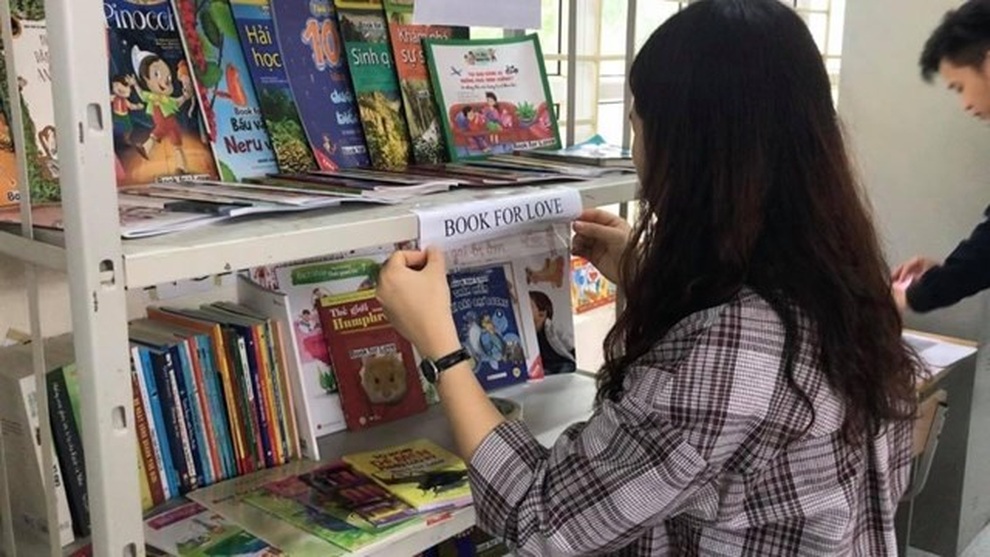 Du học sinh Việt mang tủ sách miễn phí về quê, lan tỏa văn hóa đọc - 5 Du học sinh Việt mang tủ sách miễn phí về quê, lan tỏa văn hóa đọc - 5