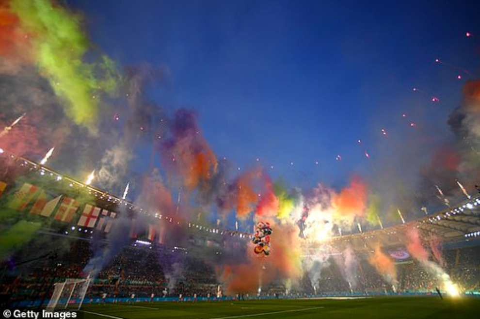 Lễ khai mạc đầy màu sắc và ấn tượng của Euro 2020 - 13 Lễ khai mạc đầy màu sắc và ấn tượng của Euro 2020 - 13