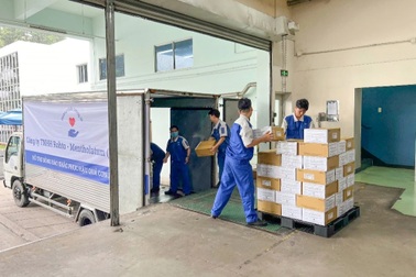 Rohto-Mentholatum Việt Nam đóng góp 25.000 sản phẩm cho đồng bào miền Bắc