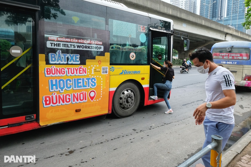 Hành khách chán ngán thái độ xe buýt, tài xế phân trần có muốn thế đâu - 6 Hành khách chán ngán thái độ xe buýt, tài xế phân trần có muốn thế đâu - 6