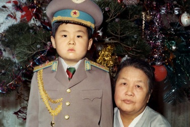 Những bức ảnh hiếm hoi của gia đình Nhà lãnh đạo Triều Tiên