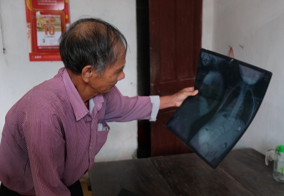 Nữ sinh mồ côi học cực giỏi và nỗi đau mất mẹ khi chưa tìm ra kẻ thủ ác - 4 Nữ sinh mồ côi học cực giỏi và nỗi đau mất mẹ khi chưa tìm ra kẻ thủ ác - 4