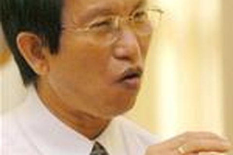 “Không lẽ đợi đến khi dân không còn tín nhiệm mới rút?”